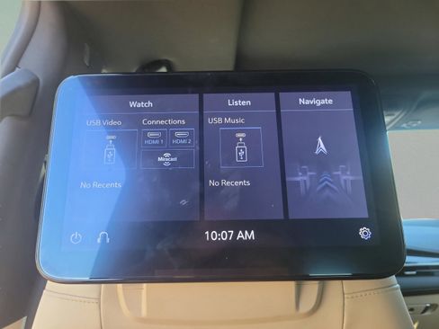 Used 2021 Cadillac Escalade Premium Luxury image 14