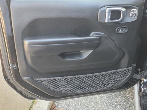 Used 2021 Jeep Gladiator Mojave image 36