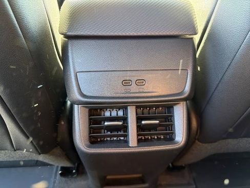 New 2026 Chevrolet Equinox LT w/ Convenience Package II image 24