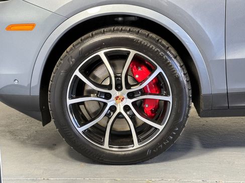New 2026 Porsche Cayenne S image 34