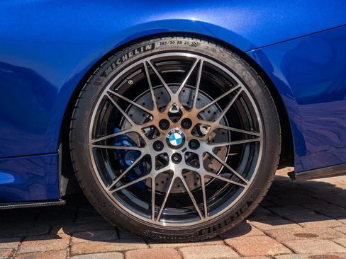 Used 2020 BMW M4 Coupe w/ Competition Package RWD image 16