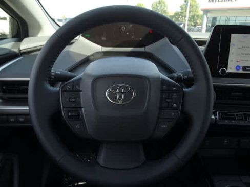 Used 2026 Toyota Prius LE image 24