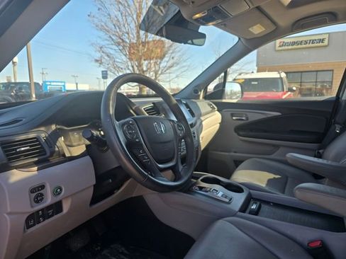 Used 2022 Honda Ridgeline RTL image 12