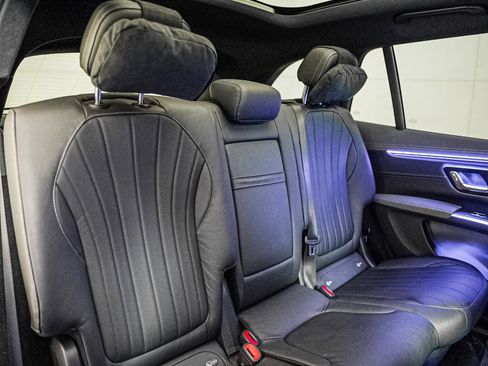 Certified 2023 Mercedes-Benz EQS 450+ SUV w/ Exclusive Trim Package image 13