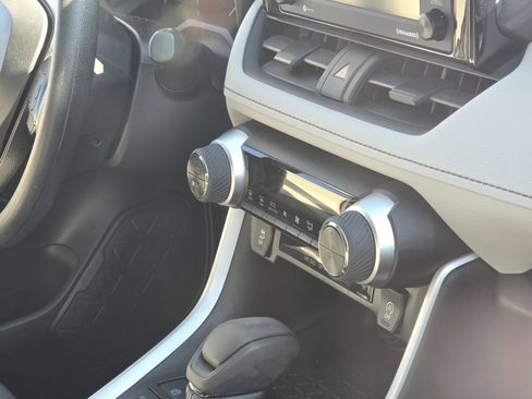 Certified 2021 Toyota RAV4 XLE image 16