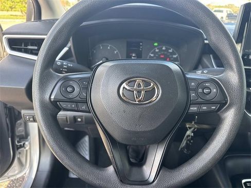 Used 2024 Toyota Corolla LE image 25