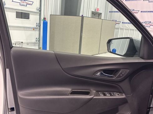 Used 2024 Chevrolet Equinox LT w/ LPO, Floor Liner Package image 16