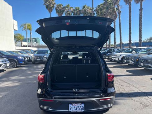 Used 2024 Mercedes-Benz EQB 250+ image 38