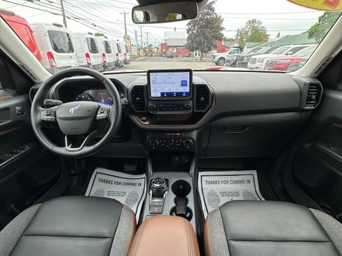 Used 2024 Ford Bronco Sport Outer Banks image 21