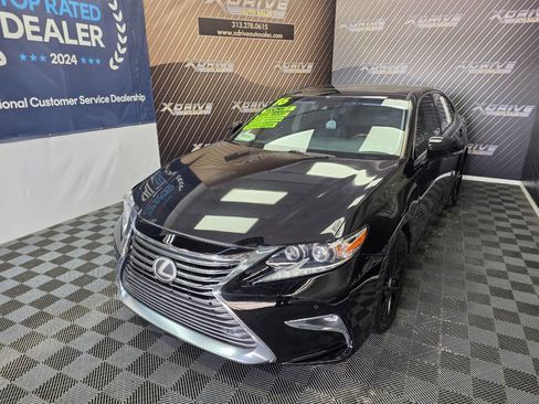 Used 2016 Lexus ES 350 image 2