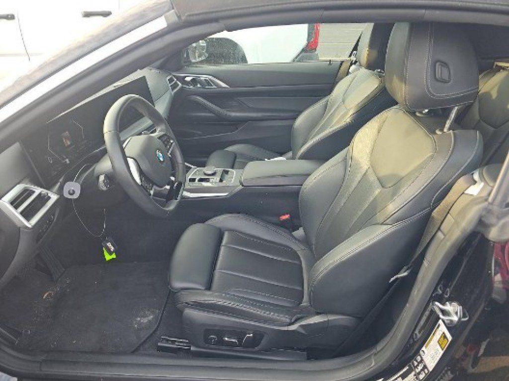 Used 2025 BMW 430i Convertible RWD image 2