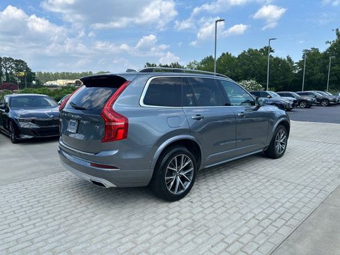 Used 2018 Volvo XC90 T6 Momentum w/ Convenience Package AWD/4WD image 7