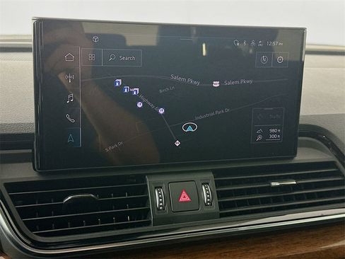 Used 2023 Audi Q5 2.0T Premium Plus image 19