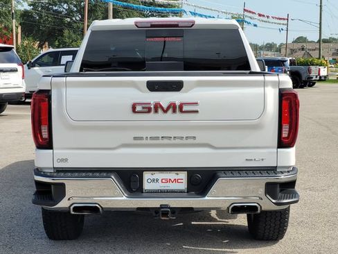 Used 2022 GMC Sierra 1500 SLT AWD/4WD image 6