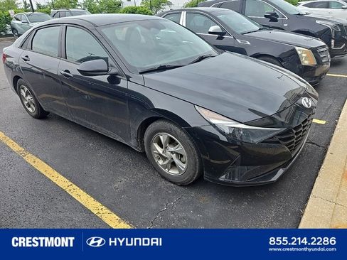 Used 2022 Hyundai Elantra SE FWD image 1