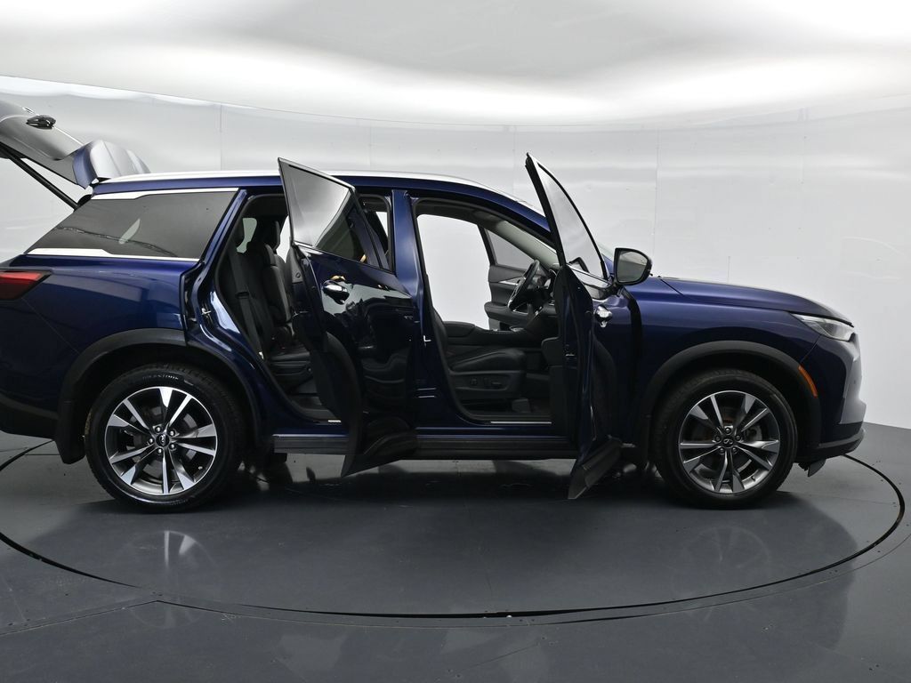 Used 2023 INFINITI QX60 Luxe w/ Performance Audio Package FWD image 19