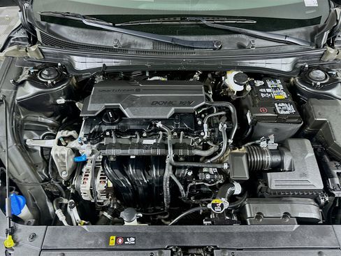 Used 2025 Kia K4 LXS image 31