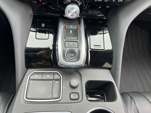 Used 2023 Acura MDX SH-AWD w/ Technology Package image 39