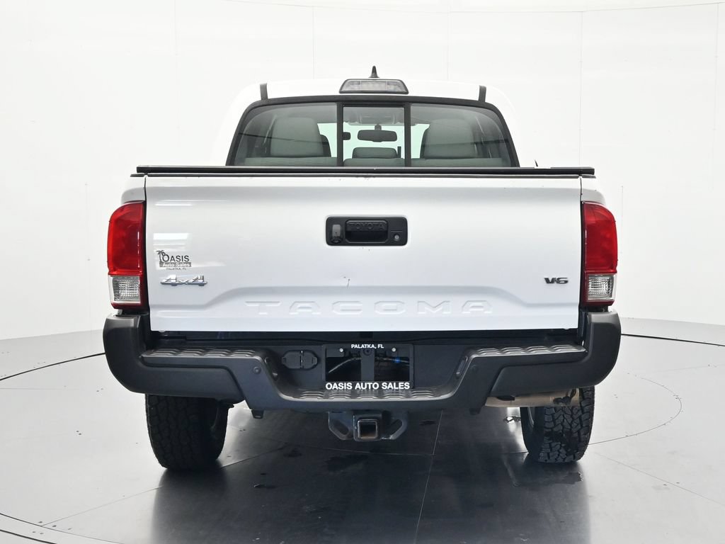 Used 2017 Toyota Tacoma SR5 w/ Tow Package AWD/4WD image 6