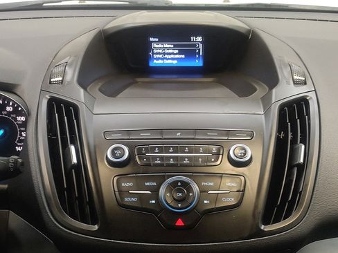 Used 2019 Ford Escape S image 25