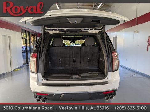 Used 2023 Chevrolet Tahoe High Country image 12