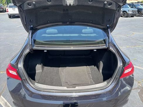 Used 2023 Chevrolet Malibu LT FWD image 9