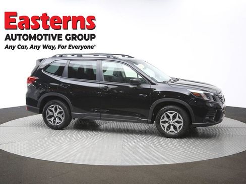 Used 2023 Subaru Forester Premium AWD/4WD image 51