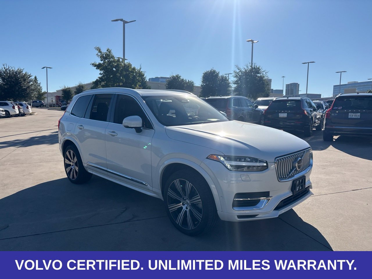 Certified 2024 Volvo XC90 T8 Plus w/ Protection Package Premier AWD/4WD image 5