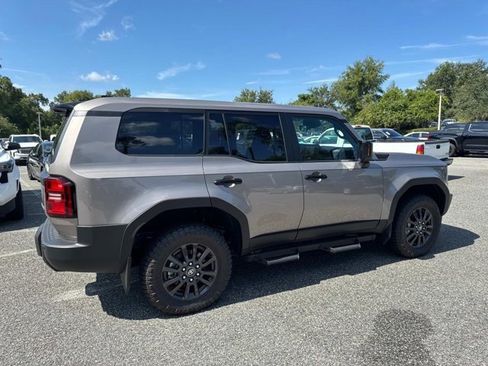 Used 2025 Toyota Land Cruiser 1958 image 2