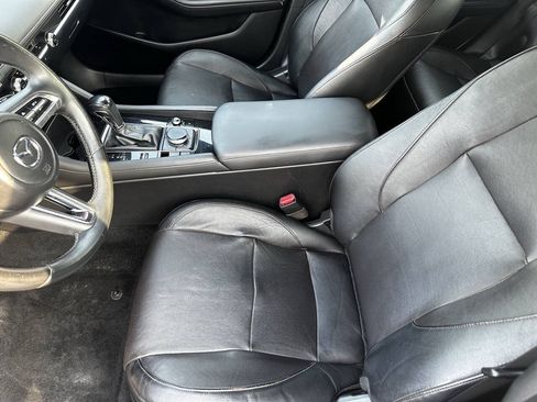 Used 2019 MAZDA MAZDA3 AWD Hatchback w/ Premium Pkg image 16