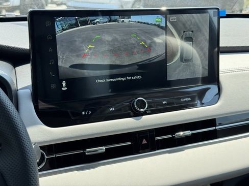 New 2025 Mitsubishi Outlander SE image 27