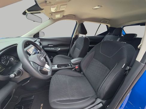 Used 2024 Nissan Kicks SV image 16