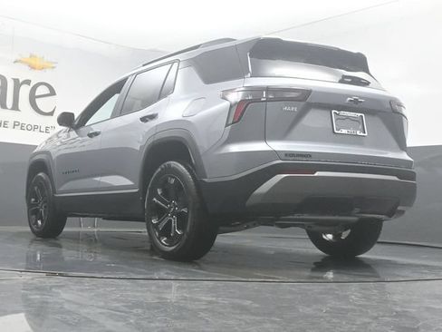 New 2026 Chevrolet Equinox LT w/ Midnight Edition FWD image 5
