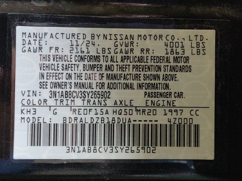 Used 2025 Nissan Sentra SV FWD image 33