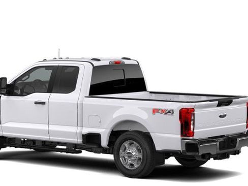 New 2026 Ford F350 XLT w/ FX4 Off-Road Package AWD/4WD image 25