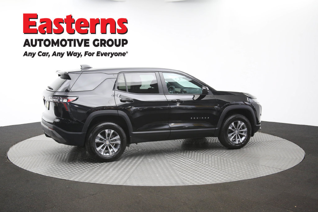 Used 2026 Chevrolet Equinox LT AWD/4WD image 41