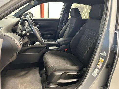 Used 2024 Honda HR-V Sport image 15