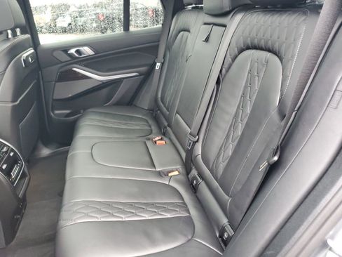 Used 2025 BMW X5 xDrive50e image 30