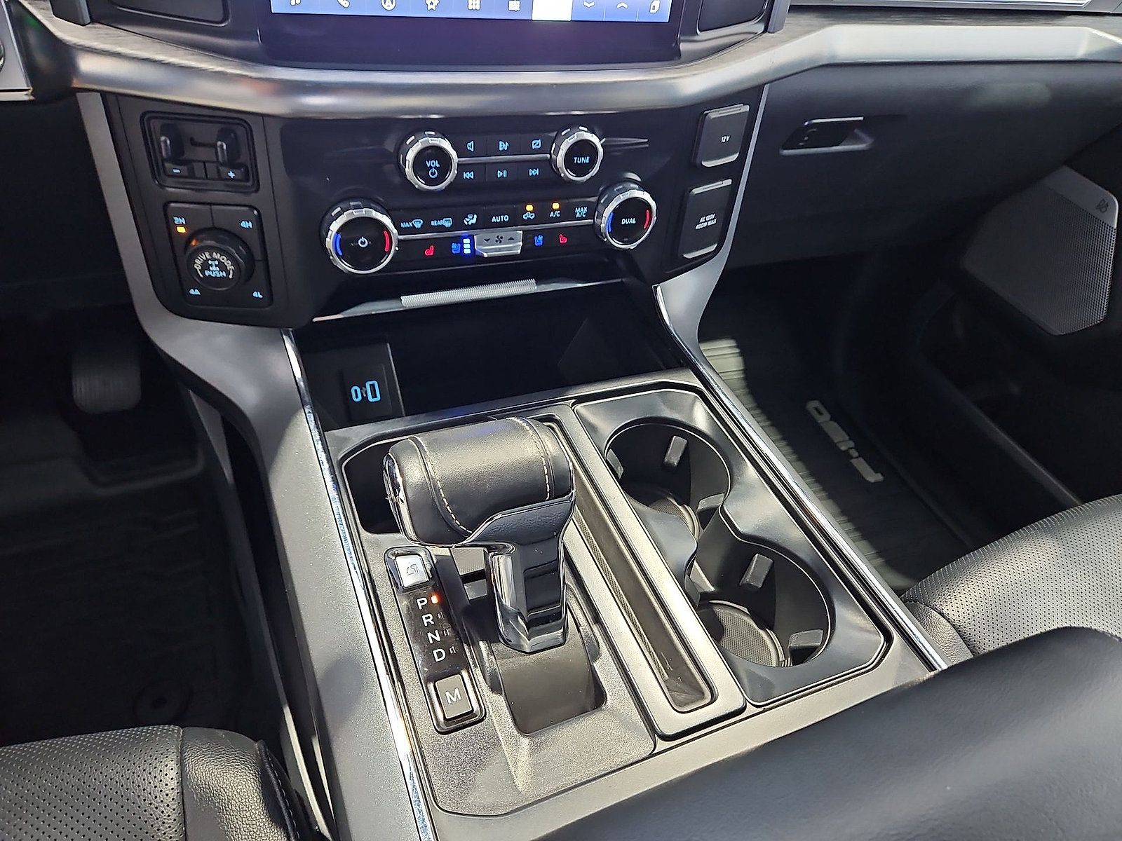 Used 2023 Ford F150 Lariat AWD/4WD image 22