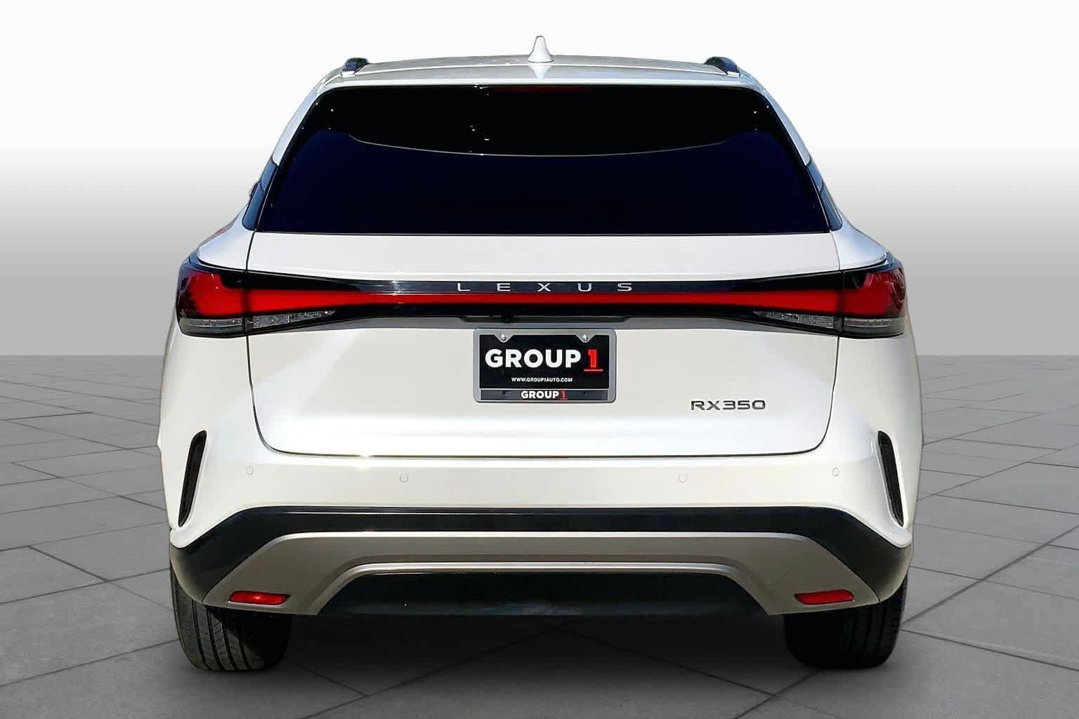 Used 2024 Lexus RX 350 FWD w/ Technology Package image 5