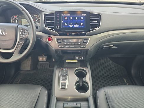 Used 2023 Honda Ridgeline RTL-E image 11