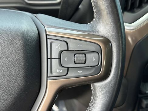 Used 2022 Chevrolet Silverado 2500 High Country w/ Technology Package image 12