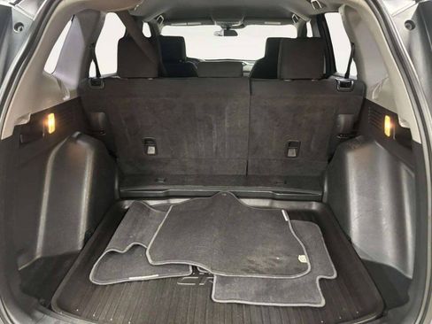 Used 2020 Honda CR-V LX image 15