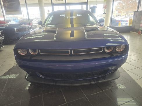 Used 2018 Dodge Challenger R/T Scat Pack w/ Dynamics Package image 2