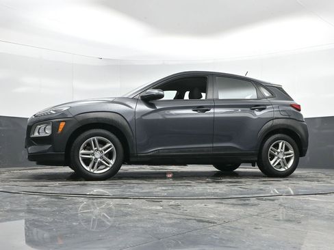 Used 2018 Hyundai Kona SE image 50