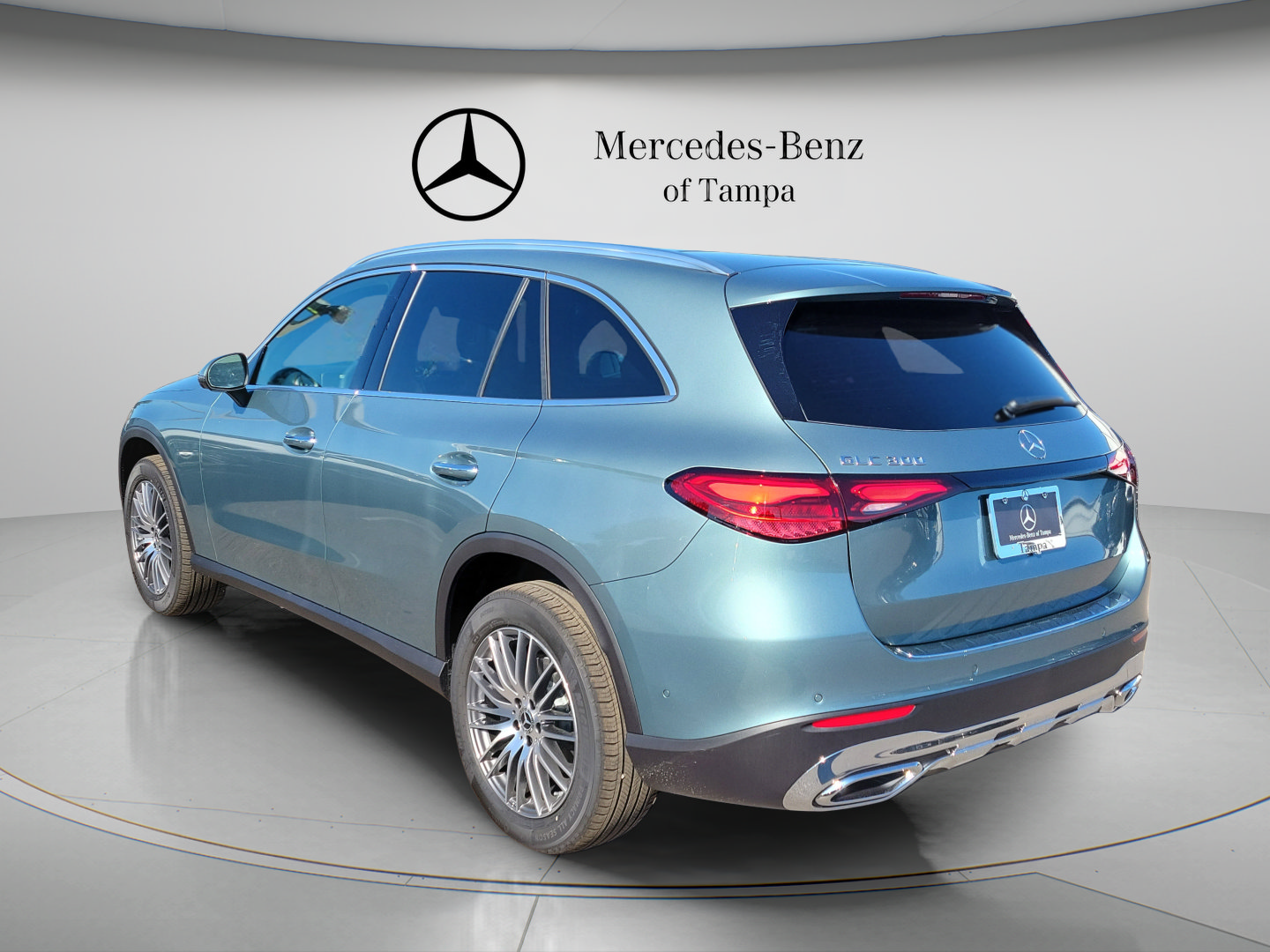 Certified 2026 Mercedes-Benz GLC 300 image 2