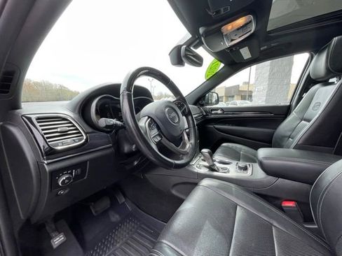 Used 2021 Jeep Grand Cherokee Overland AWD/4WD image 13