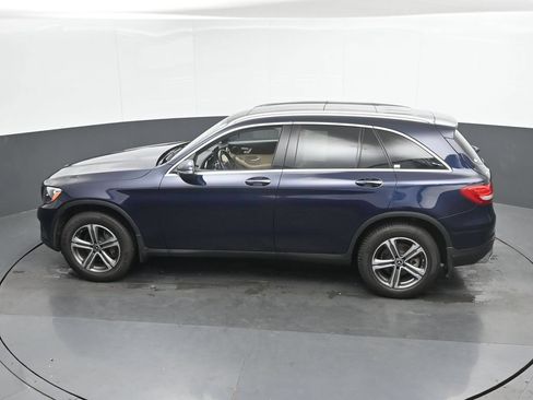 Used 2019 Mercedes-Benz GLC 300 4MATIC image 38