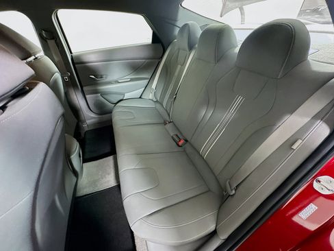 Used 2024 Hyundai Elantra SEL image 26