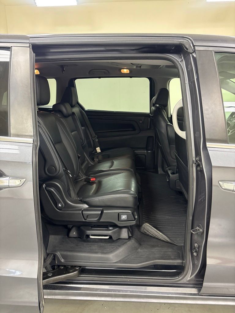 Used 2021 Honda Odyssey Touring image 29